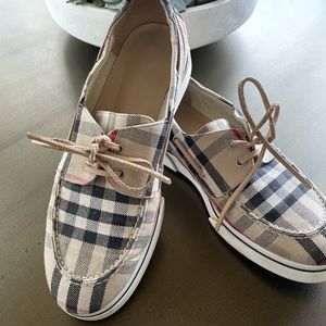 Burberry Nova Check Deck Boat Shoes Sneakers